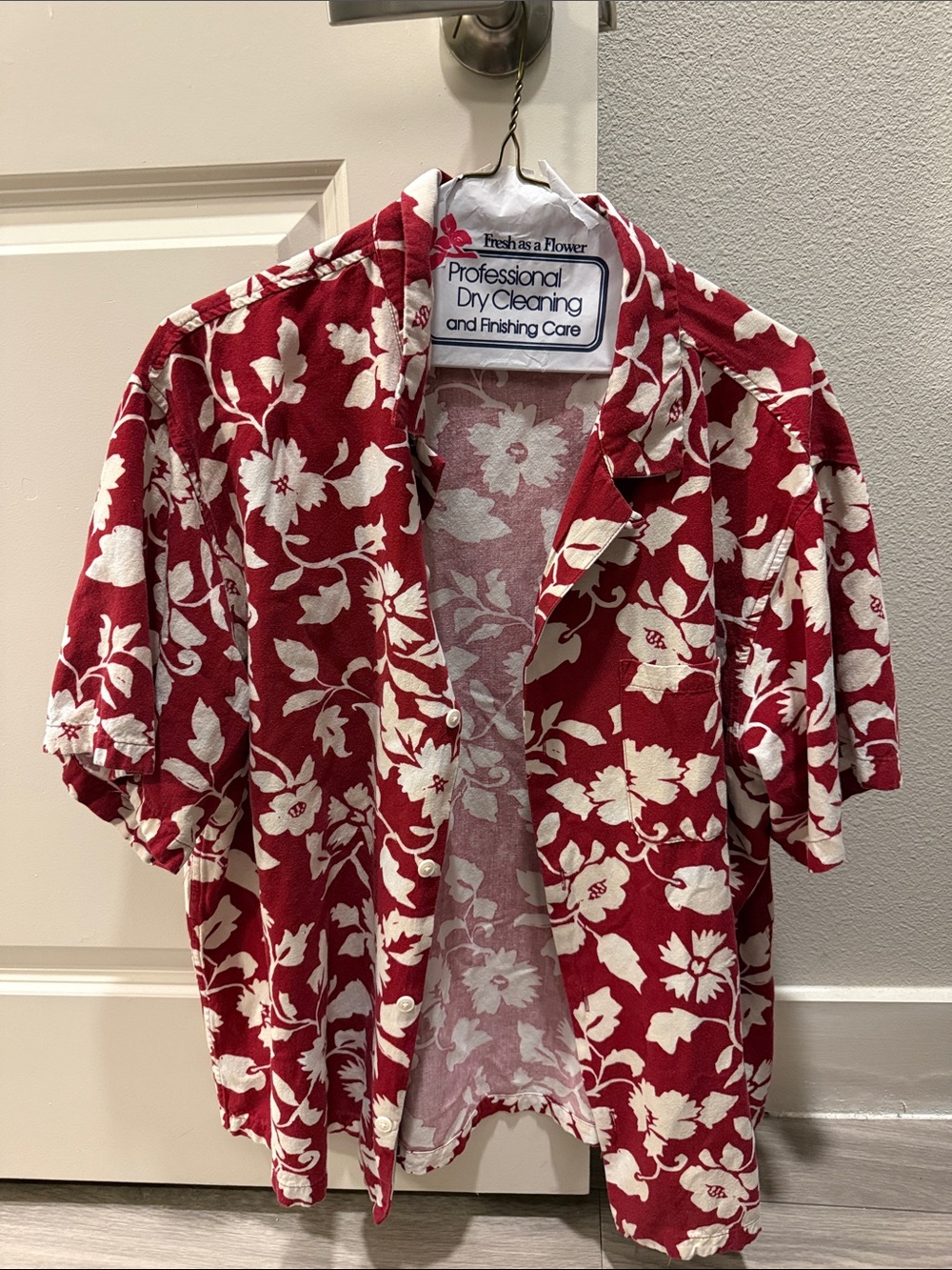 PacSun Red Short-Sleeve Floral Button-Up Shirt